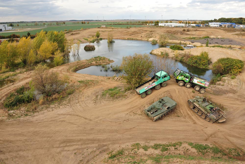 Der Landsberger Offroadkessel bietet Wasserlöcher, Sandhügel und jede Menge Raum